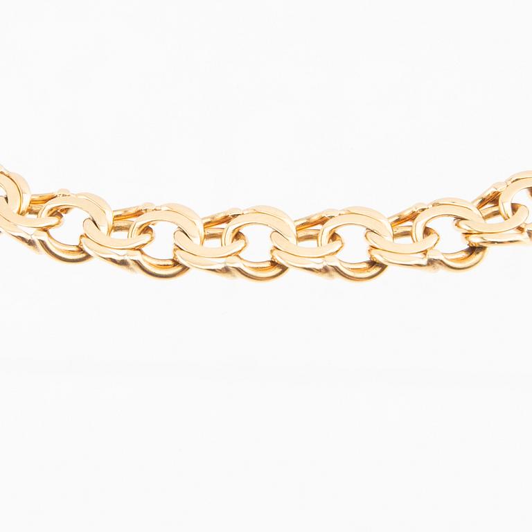 Bracelet, 18K gold, T Berghman Stockholm 1960, textured curb link.