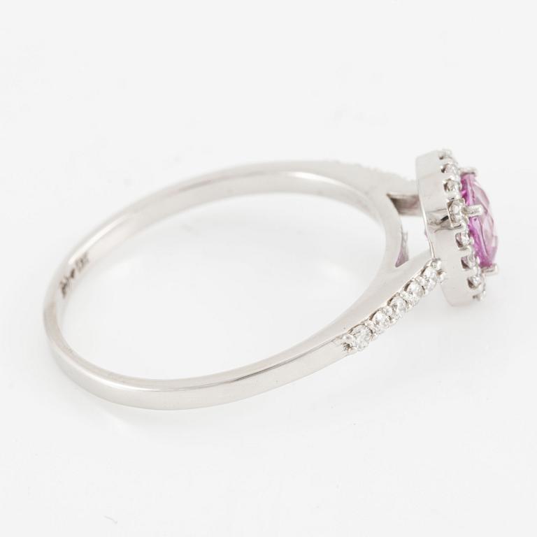 Ring, 14K white gold with pink sapphire and brilliant-cut diamonds.