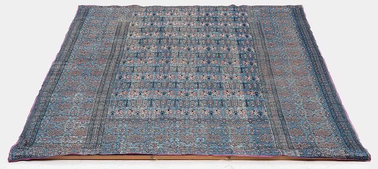 Sidentextil, sannolikt persiskt efter Mogul-förlaga, 1800-tal, ca 174 x 140 cm.