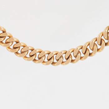 18K gold necklace.