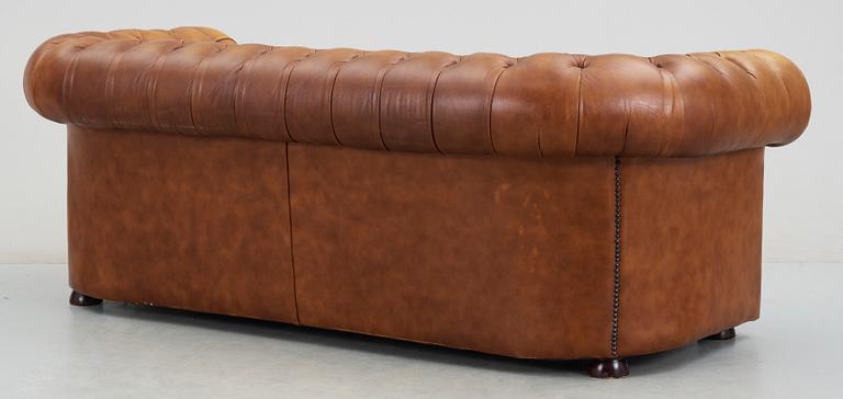 SOFFA, Chesterfield, 1900-talets andra hälft.