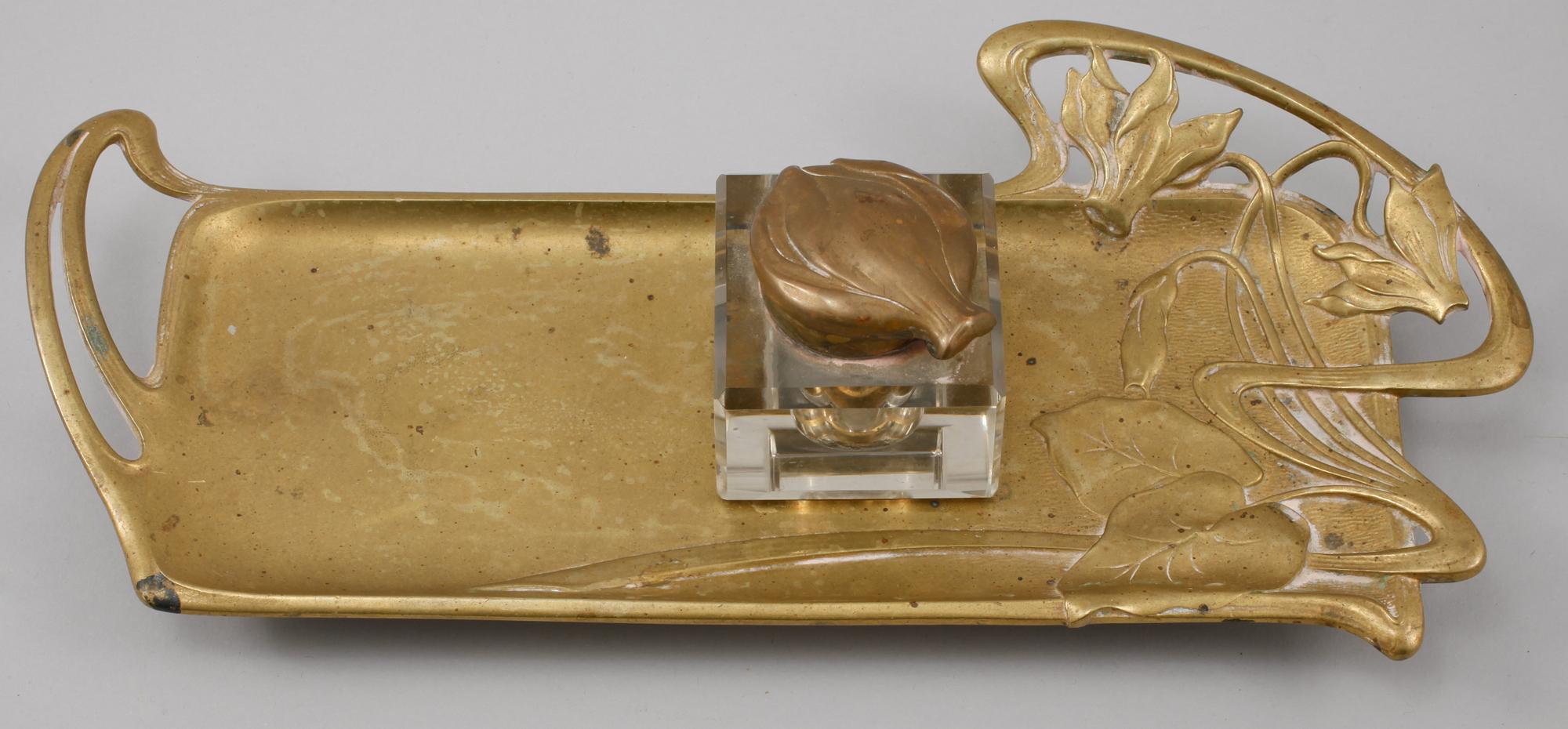 BLÄCKSTÄLL, mässing, jugend, 1900-talets början.