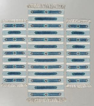 MATTOR, 3 st, rosengång/flossa, 1900-talets andra hälft, 2 st 110 x 48 cm, 1 st 155 x 74 cm.