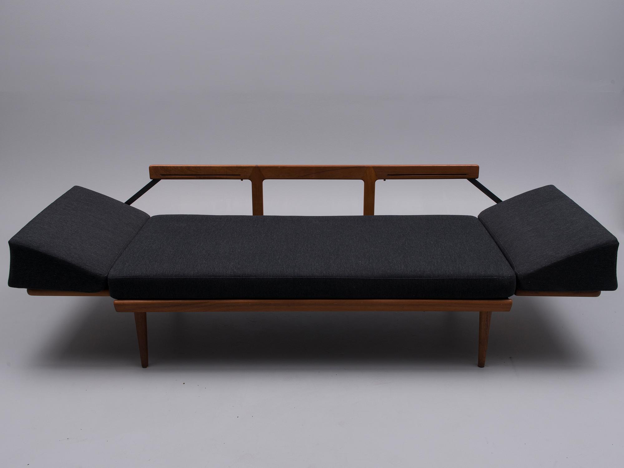 SOFFA / DAGBÄDD, Peter Hvidt och Orla Mölgaard-Nielsen, Danmark 1900-talets mitt.