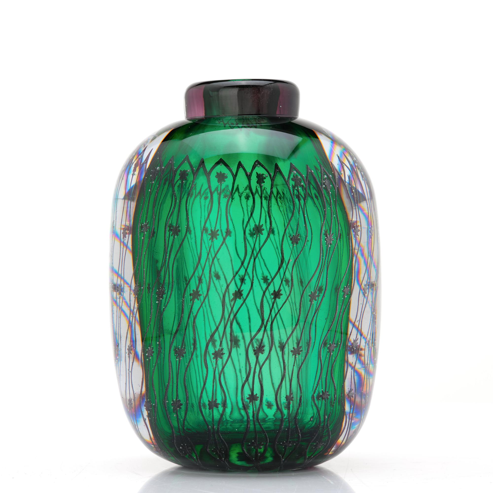 Edvin Öhrström, an "Ariel" glass vase, Orrefors, Sweden 1948.