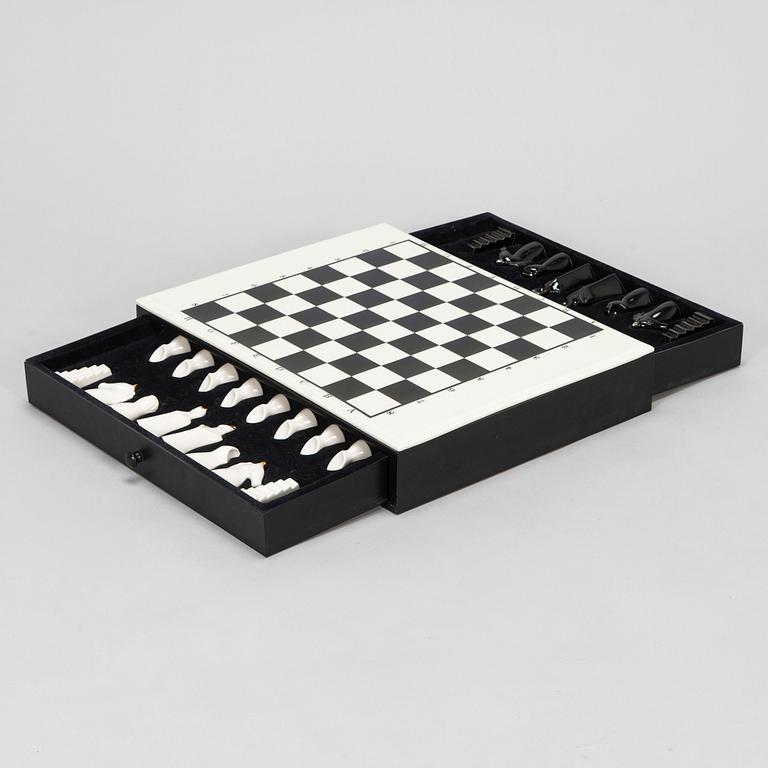 Pauli Partanen, chess set, marked signiture Pauli Partanen Arabia, Finland. 1975-81.