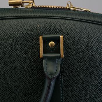 LOUIS VUITTON, a taiga leather 'Helanga' weekend bag.