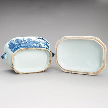 TERRIN med LOCK, kompaniporslin. Qing dynastin, Qianlong (1736-1795), Kina.