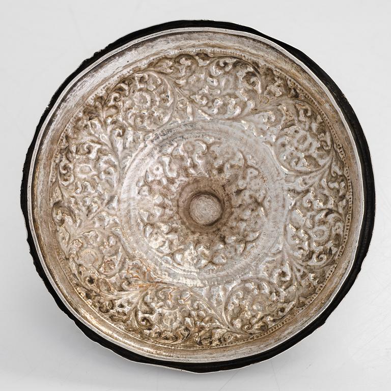 A 19th-century lidded tripod silver bowl, India.