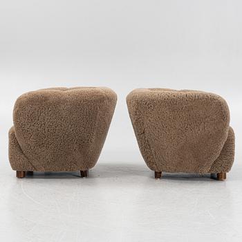 Swedish Modern, a pair of armchairs, mid 20th century.