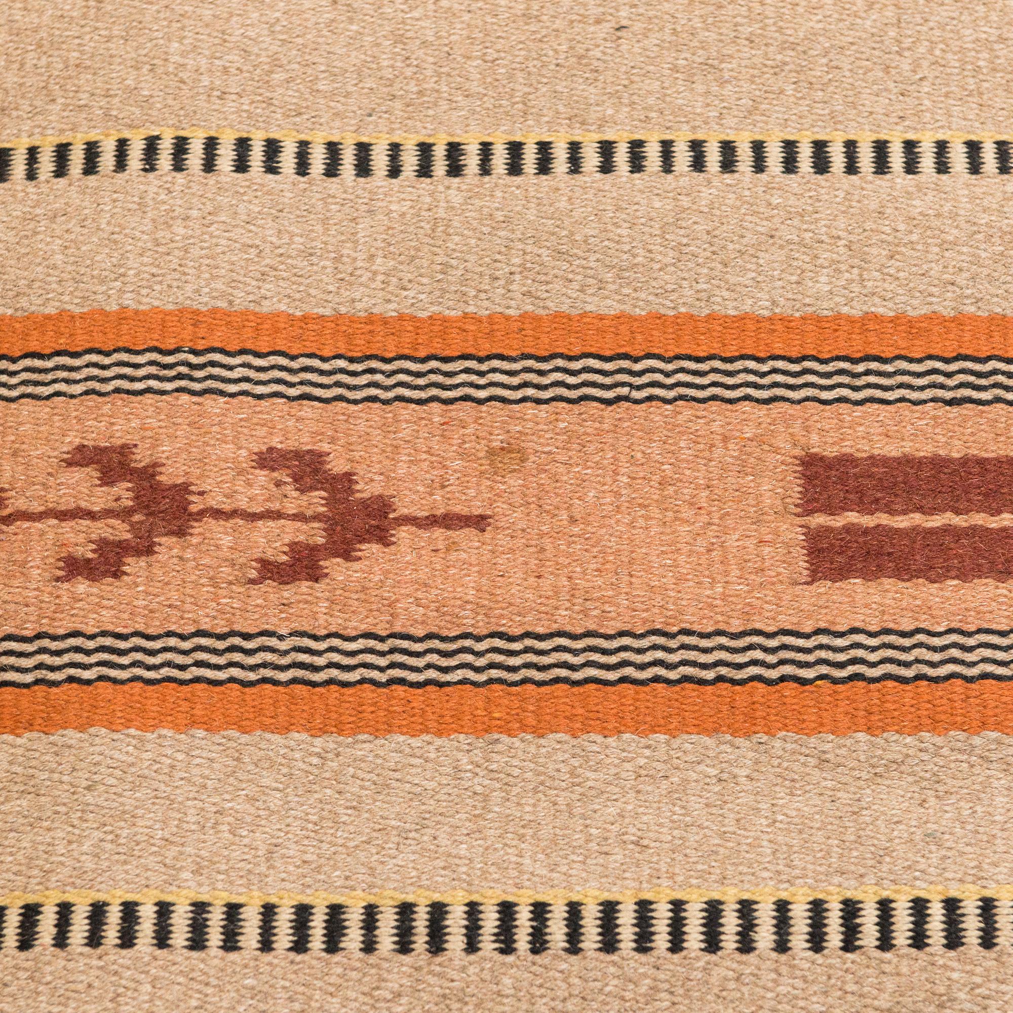 A 1930s Finnish flat weave carpet. Circa 300x190 cm.