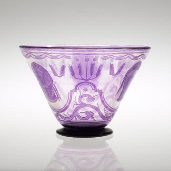 A Peder Nyblom cameo glass vase, probably Orrefors, 1924.