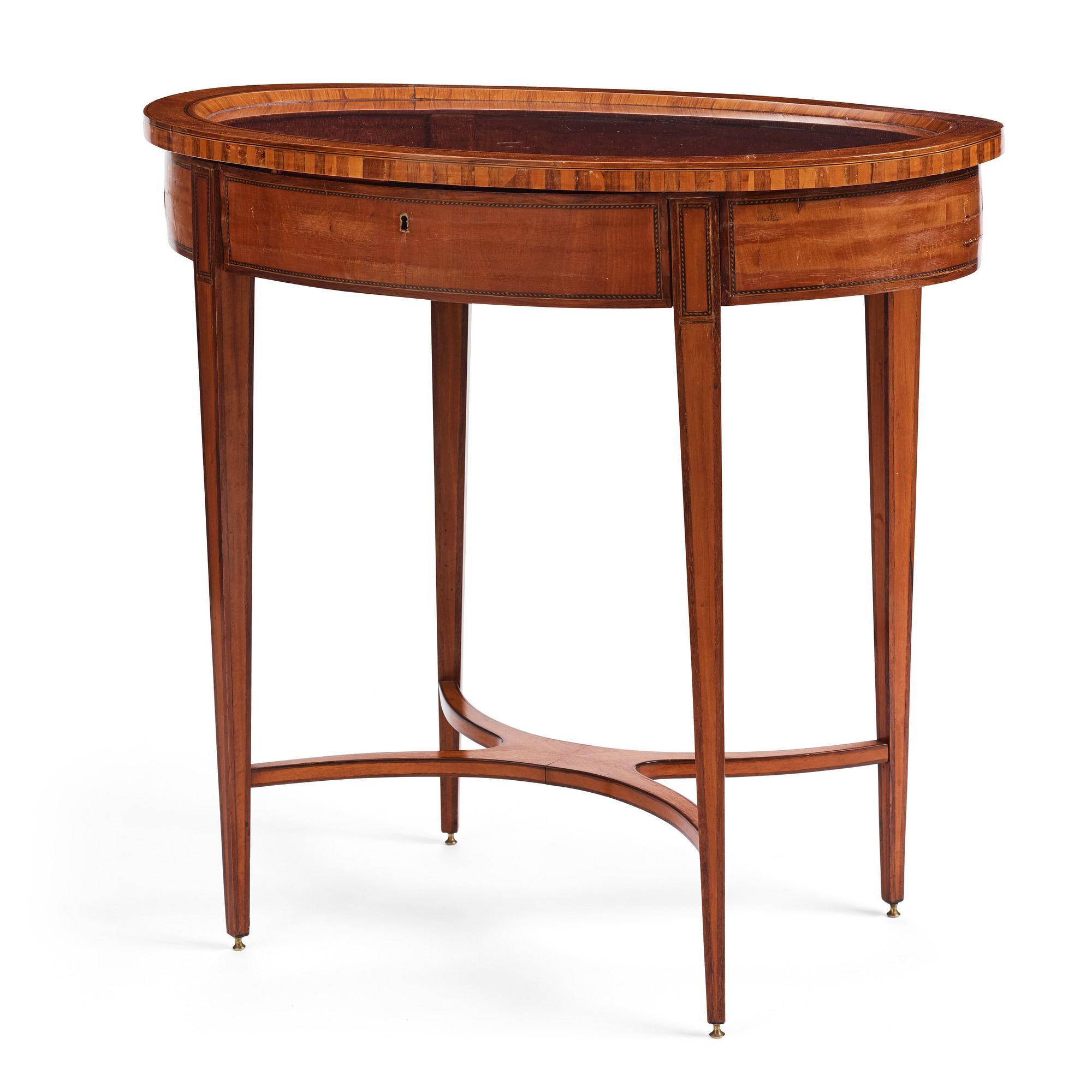 A North European mahognay display-case table, early 19th century.