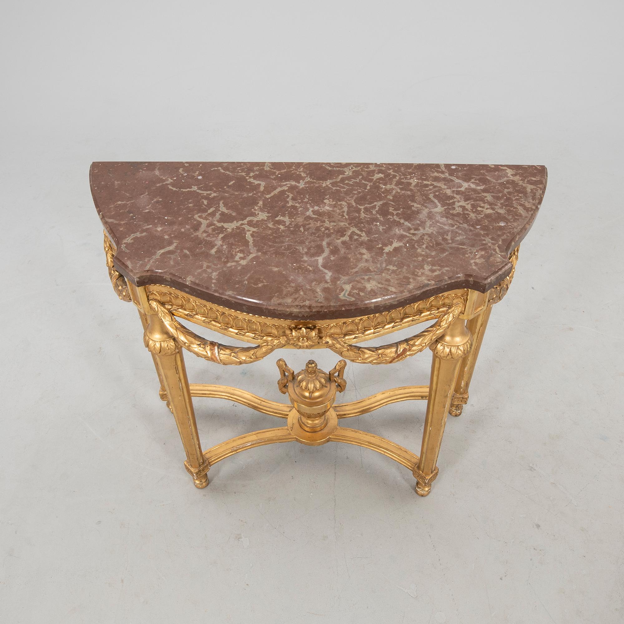 Console table in Gustavian style, first half of the 20th century.
