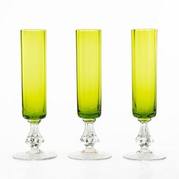 Champagnestrutar, 6 st, gröntonat glas, 1900-tal.
