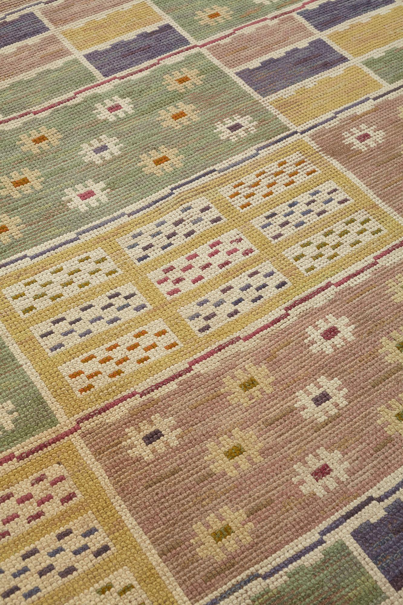 Märta Måås-Fjetterström, matta, "Ängarna", flossa, ca 308 x 206 cm, signerad MMF.