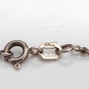 MEDALJONG/HALSBAND, sterling silver, granat.