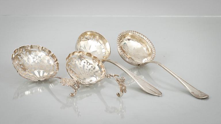 STRÖSKEDAR, 4 st, silver, 1700/1800-tal. Tot vikt 150 g.