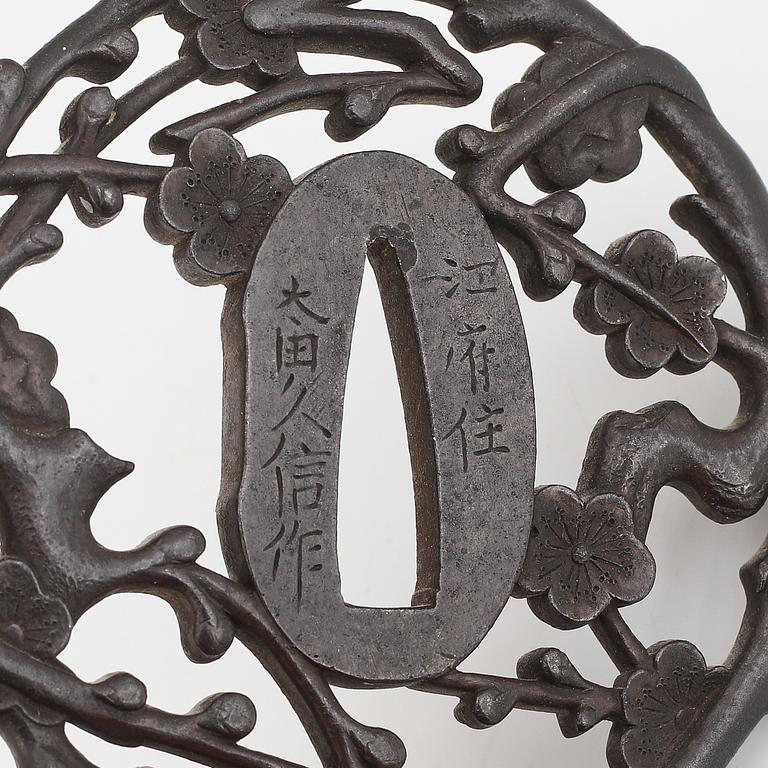 Tsuba, 1700-tal, signerad Kōfu-jū, Ota Hisanobu.