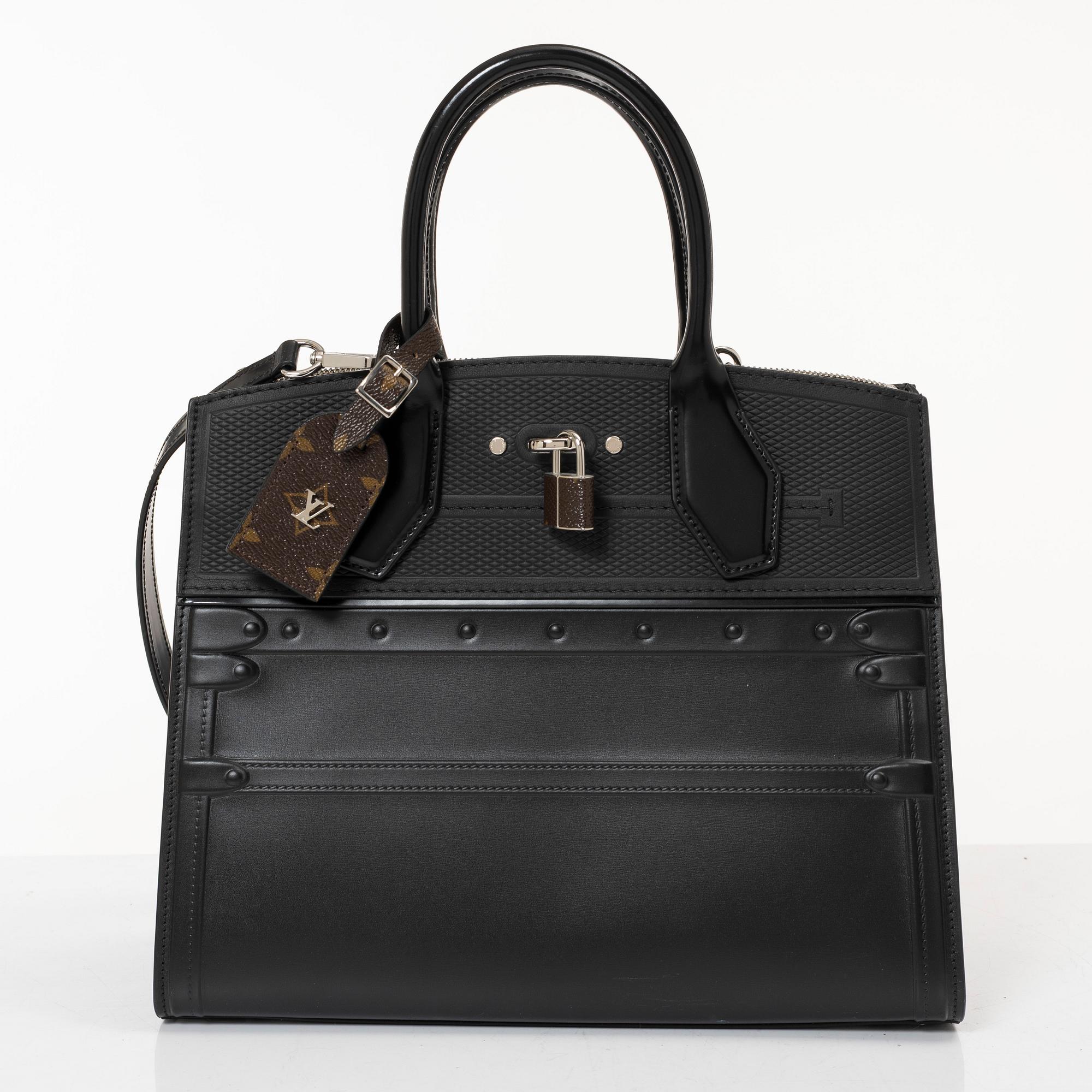 Louis Vuitton, Bag, "City Steamer MM".