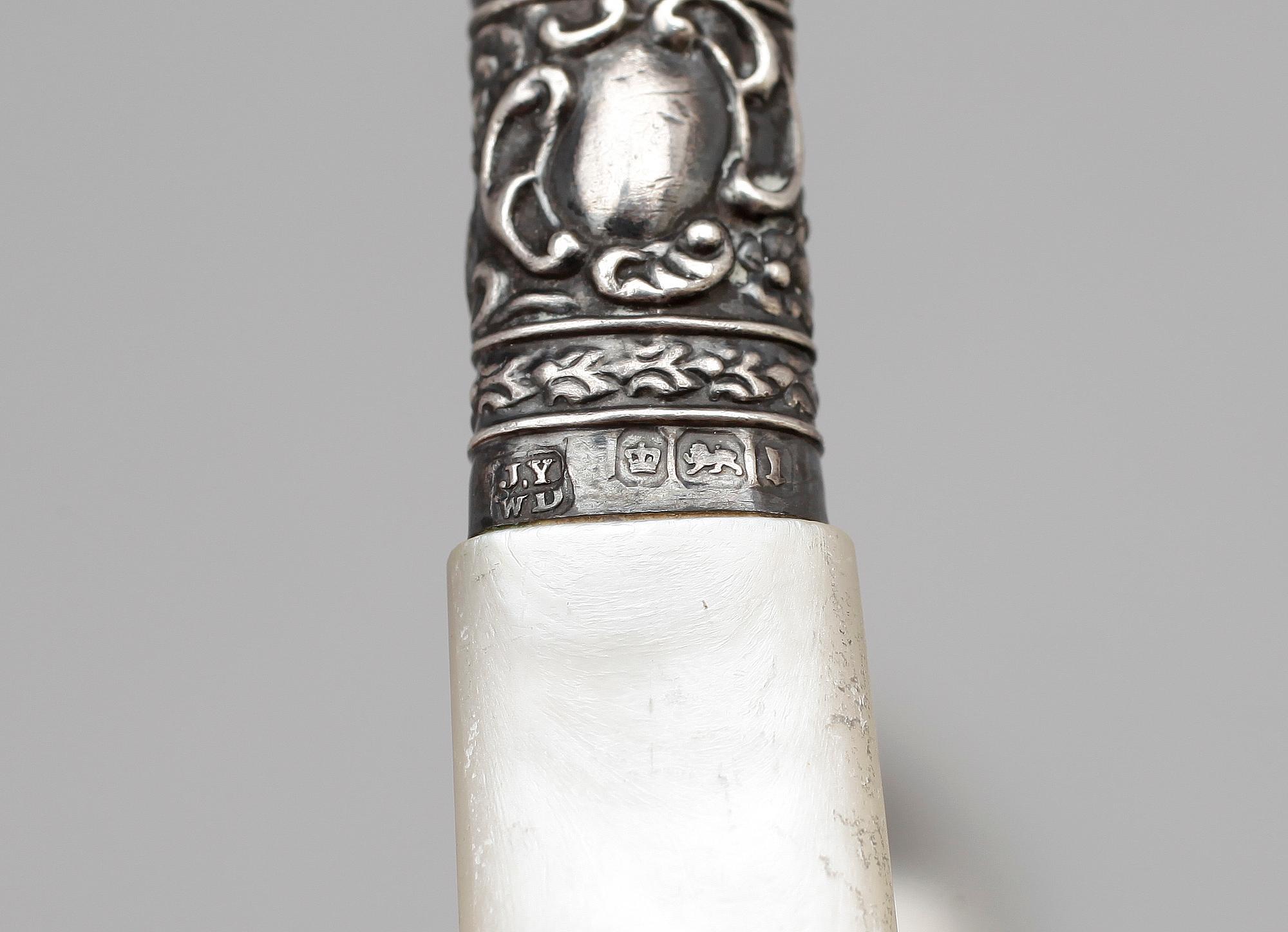 PARTI SILVER, 26 delar, mestadels sterling, bla Birks, England, 1900-tal. Tot vikt ca 477g.