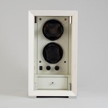 MODALO, winder, ca 18 x 18 x 22 cm.