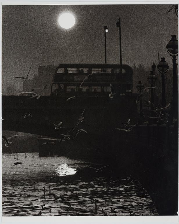 Hans Hammarskiöld, "Battersea Bridge, London", 1955.