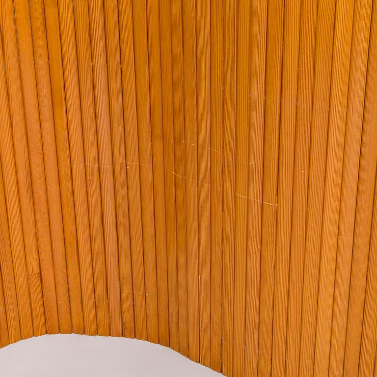 Alvar Aalto, a 1952 '100' folding screen for O.Y. Huonekalu- ja Rakennustyötehdas A.B.
