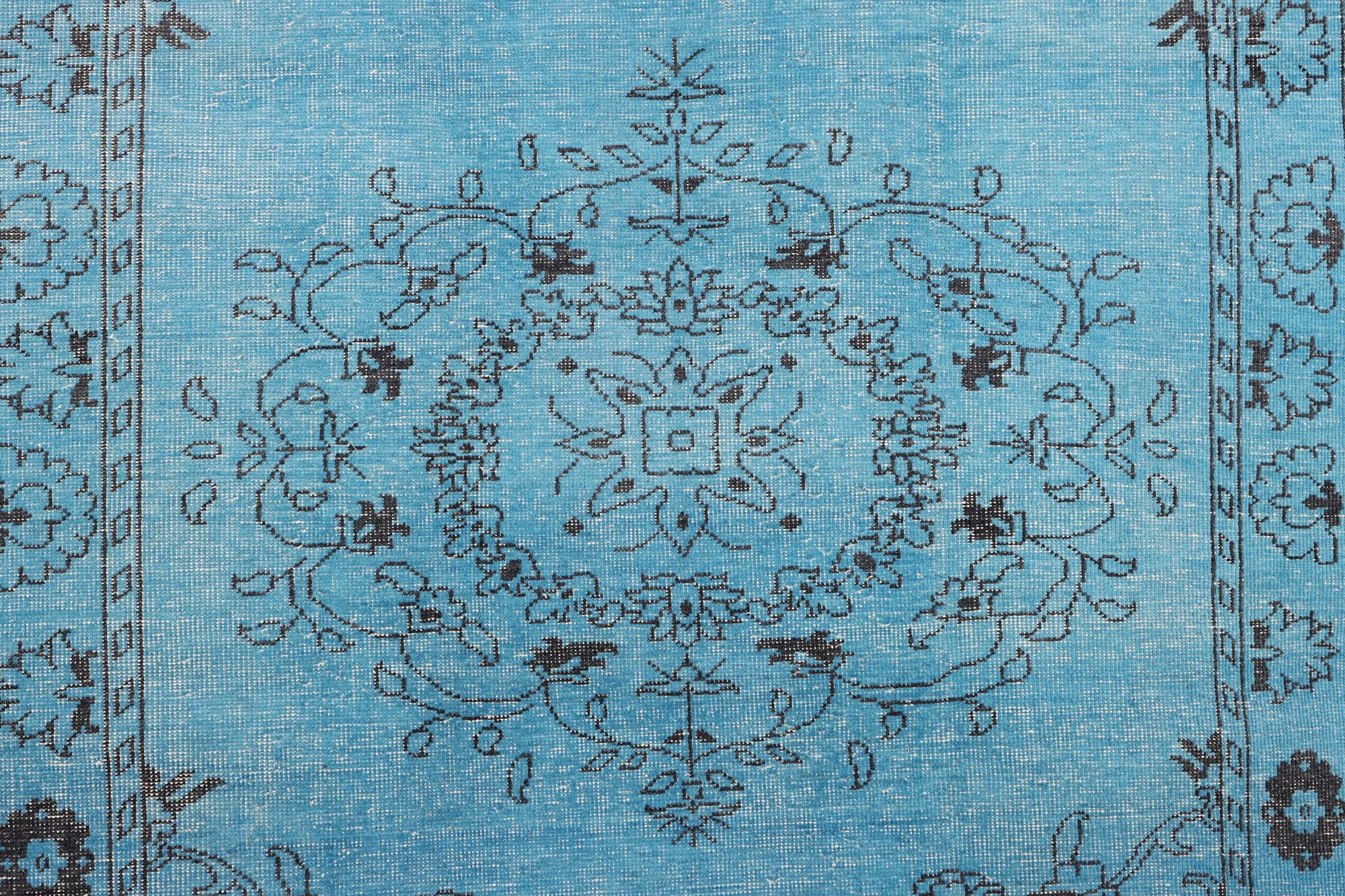 Matta, orientalisk, vintage design, ca. 364 x 265 cm.