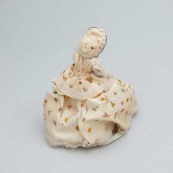 DOCKOR, 3 st. Biskvi. Bland annat Simon & Halbig / Kämmer & Reinhardt, Tyskland. 1900-talets första hälft.