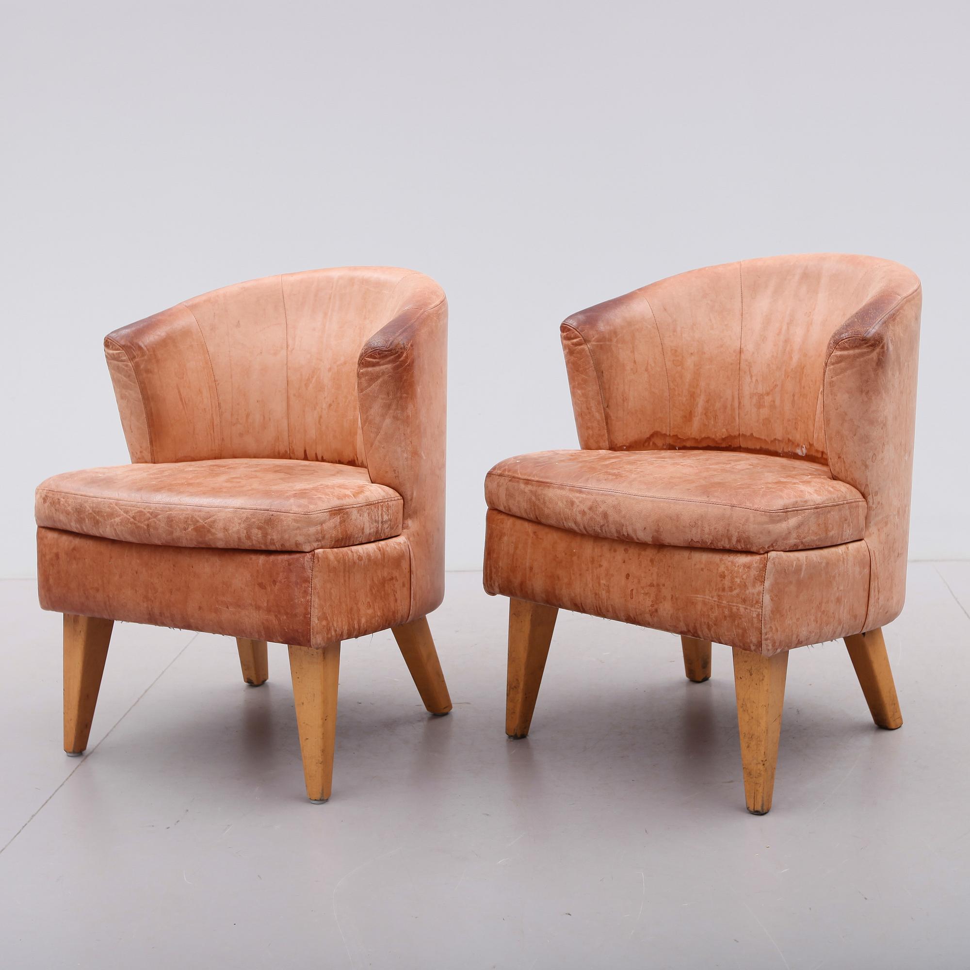 FÅTÖLJER, 1 par, 1900-talets andra hälft.