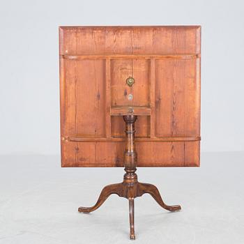 FÄLLBORD, Carl Hollst, Eskilstuna. 1800-talets början.