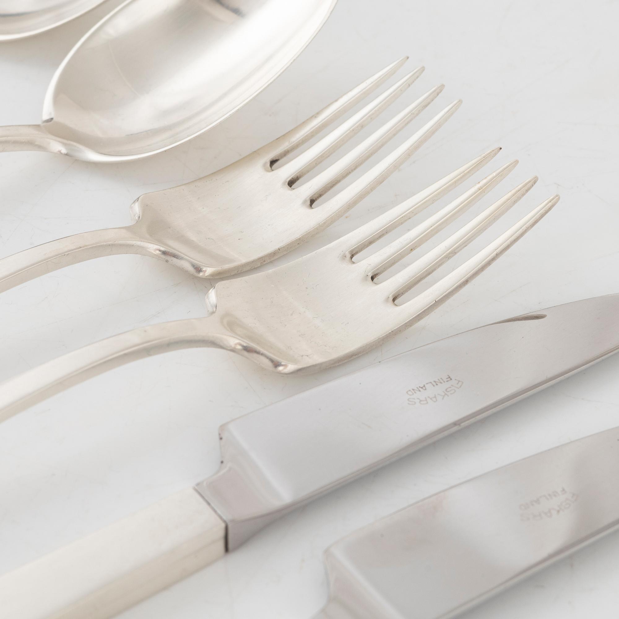 Bertel Gardberg, a silver cutlery set, 'Birgitta', Hopeatehdas oy, Helsinki 1959-1960 (36 pieces).