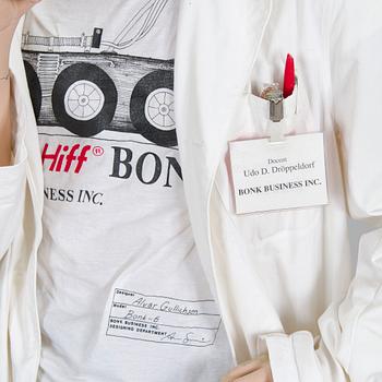 Alvar Gullichsen, "Hot-Spot Non-Standard Orbitizer" & Docent Udo D. Dröppeldorf, Raba Hiff, Bonk Business Inc.