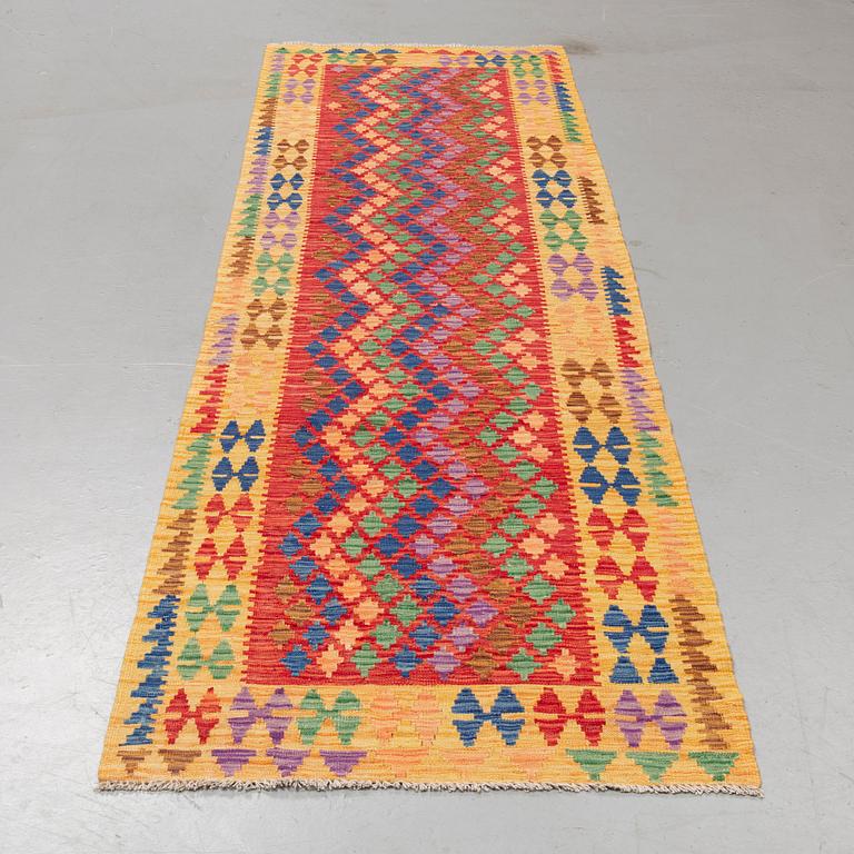 Gallerimatta, kelim, ca 293 x 88 cm.