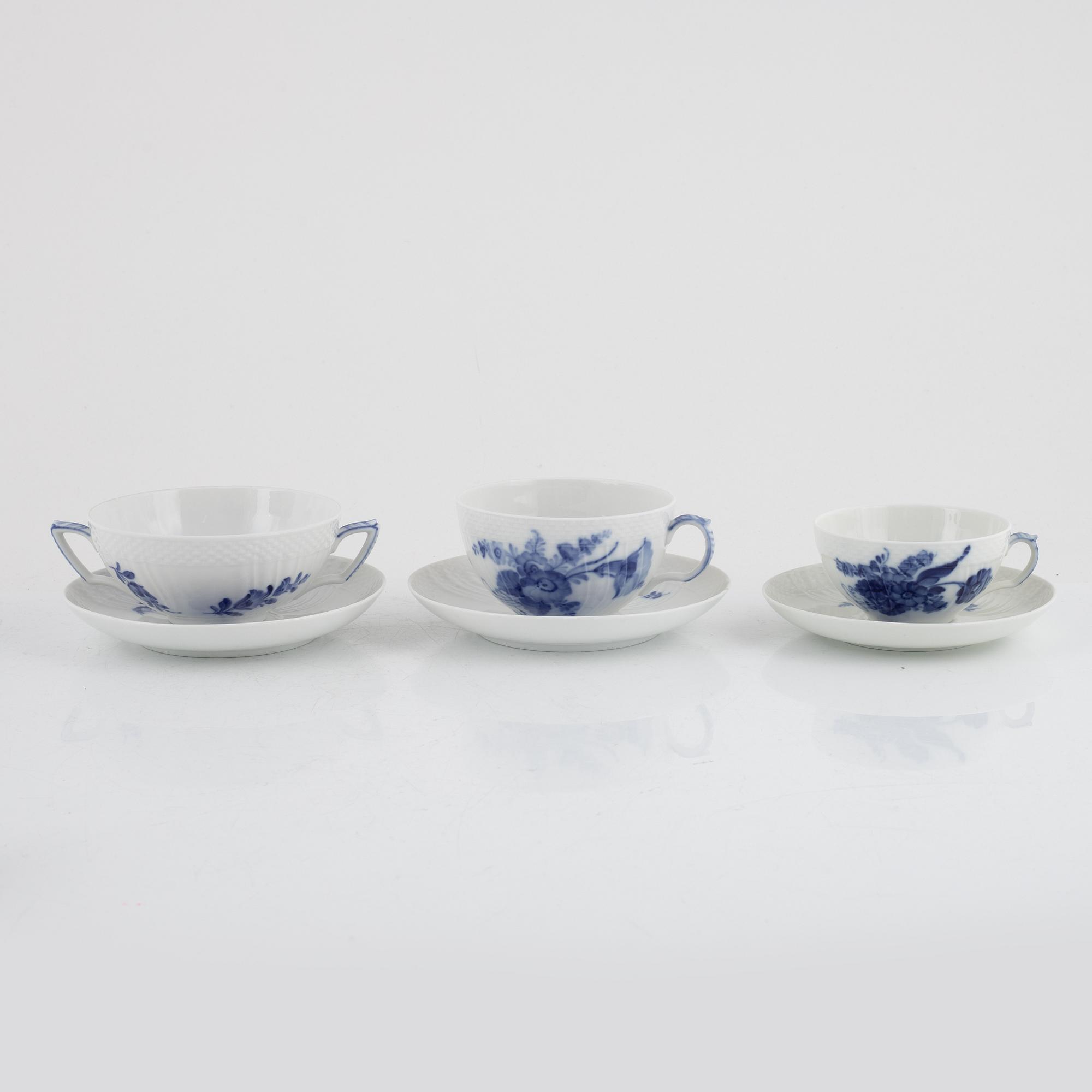 119 pieces of a 'Blue flower' porcelain service, Royal Copenhagen, Denmark.