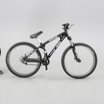CYKEL, Dirt bike, Brave 33, Troy Lee designs.