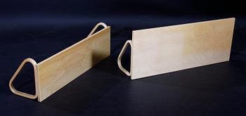 KONSOLHYLLOR, 2 st, Alvar Aalto för Artek.