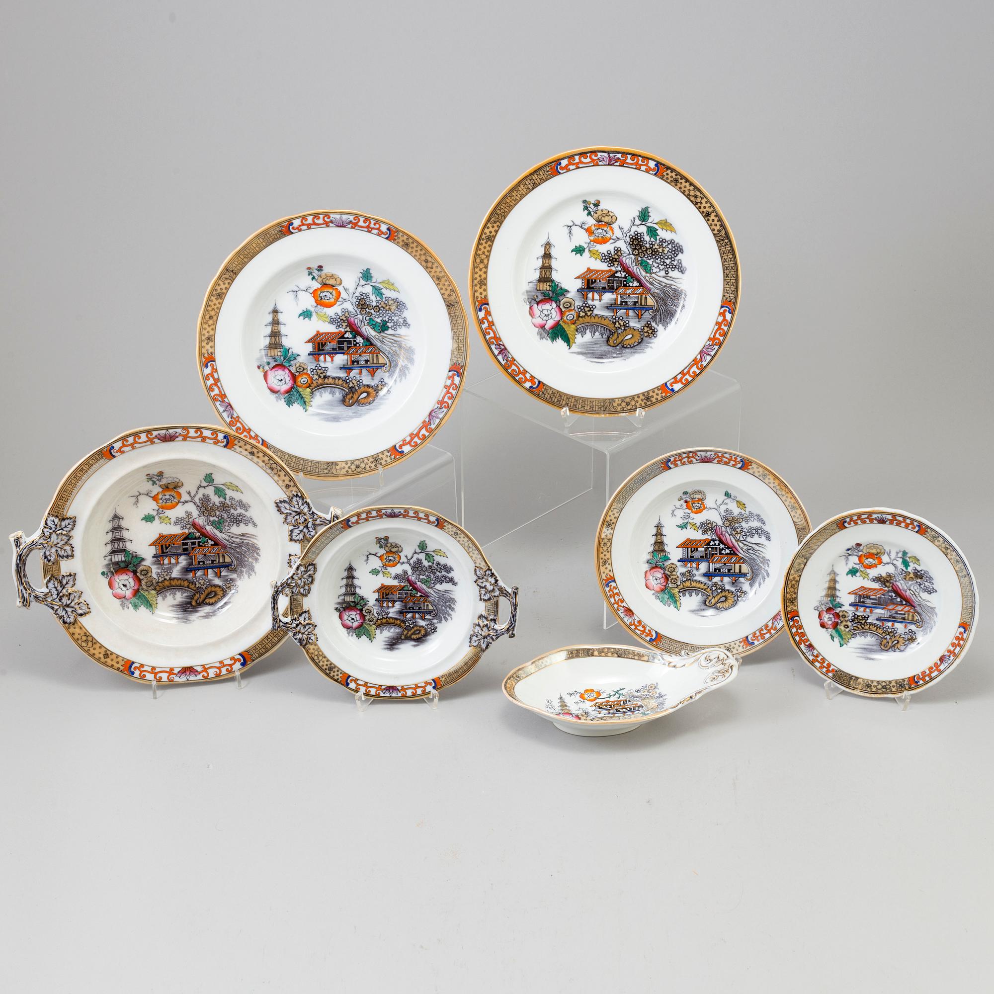 A 125 piece earthenware dinner service "Japan" by Rörstrand.