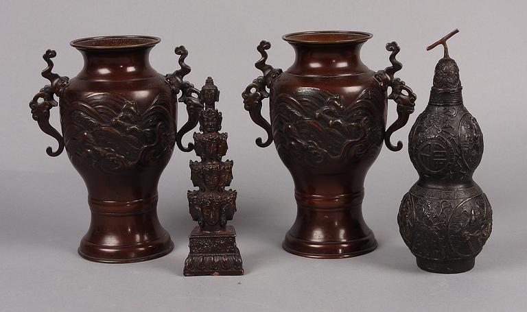 PARTI 4 delar, brons, 1900-tal. Japan, Tibet.