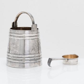 A vodka silver bucket with ladle, maker's mark of Ilya Prokopovich Prokofiev, Moscow 1899-1908.