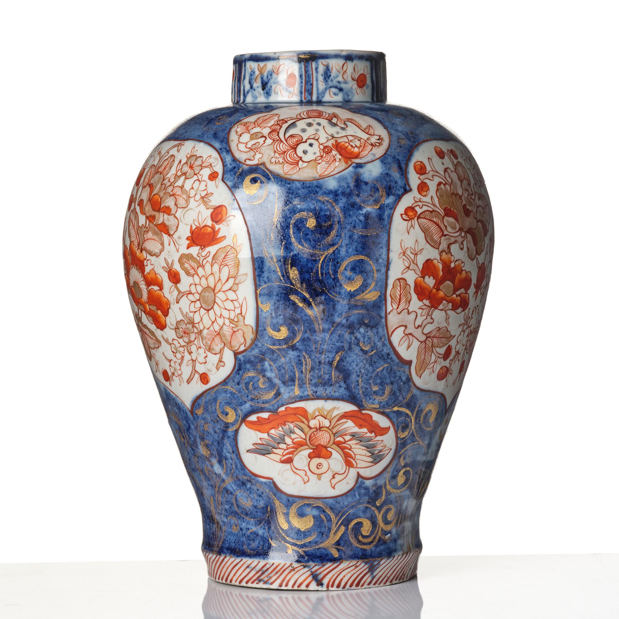 Prakturna, porslin, Japan (Meiji 1868-1912).