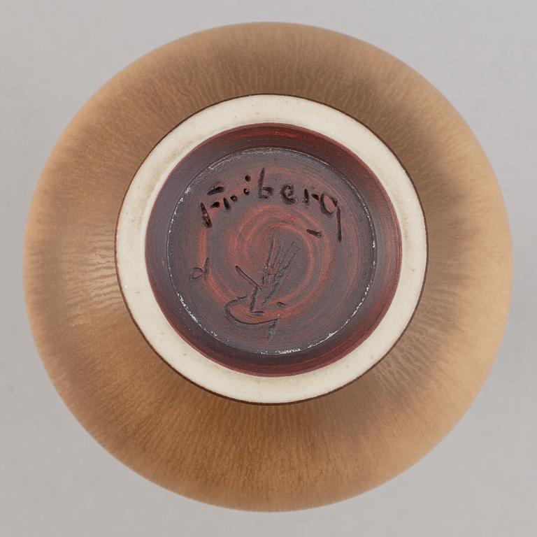 Berndt Friberg, a stoneware vase, Gustavsberg studio, Sweden 1962.