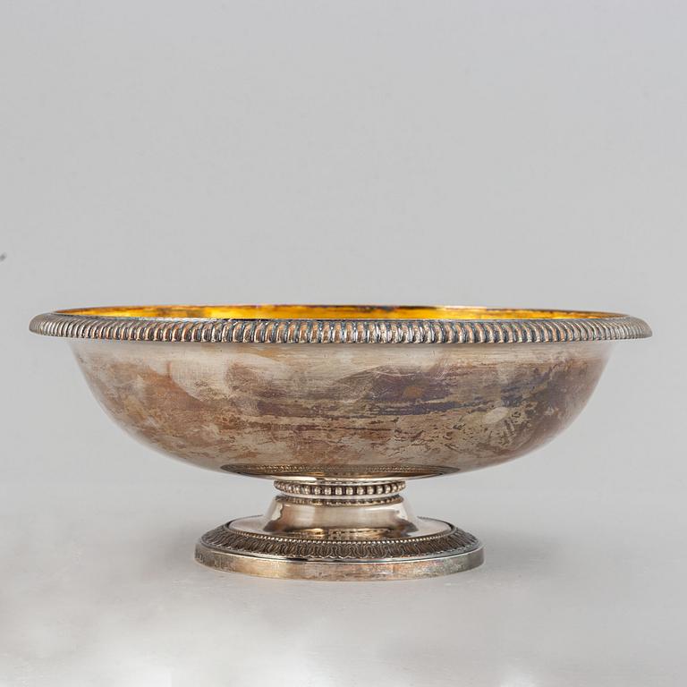 A russian parcel-gilt silver bowl, mark of  Carl Johan Tegelsten, assay master Dimitry Tverskoy, St Petersburg 1846.