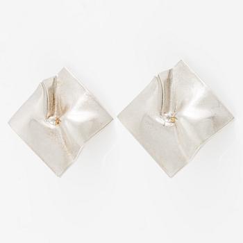 Björn Weckström, a pair of earrings, 'Shields', sterling silver, Lapponia 1975.