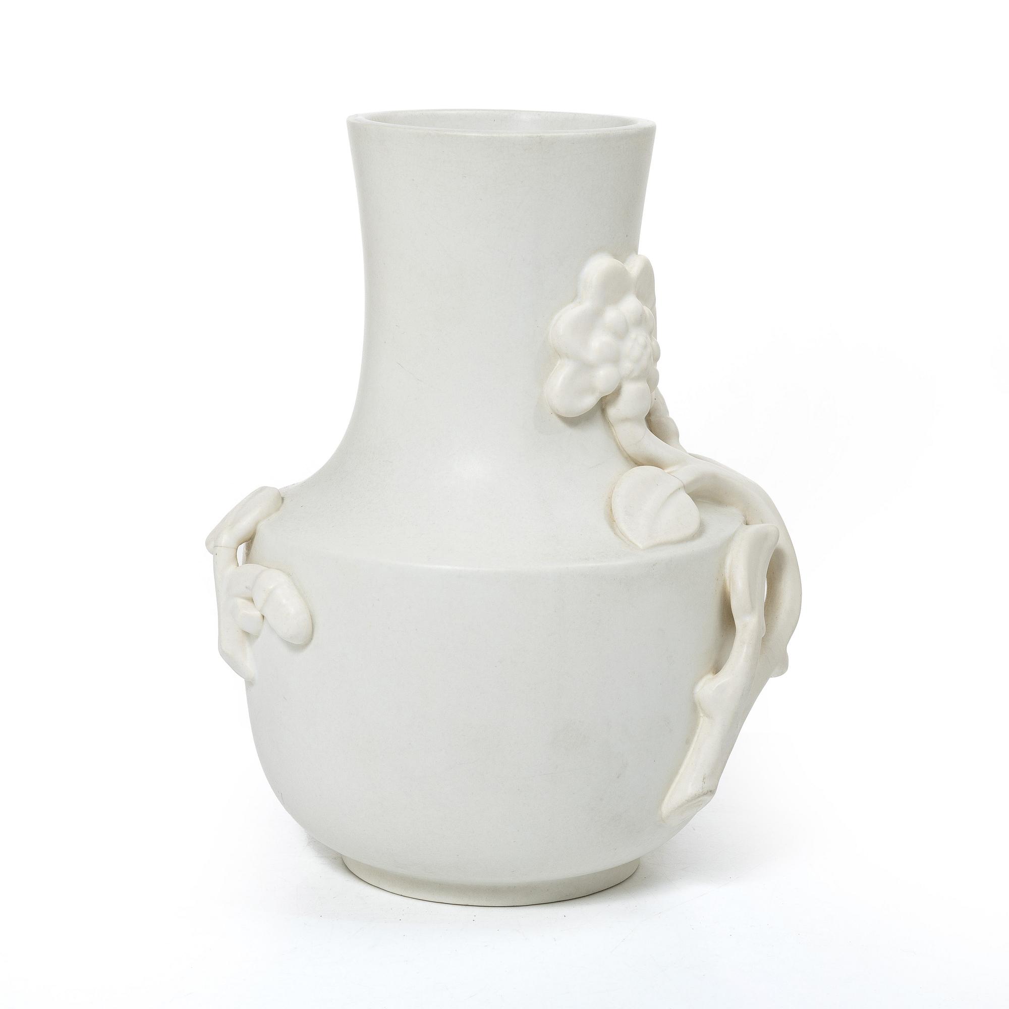 Wilhelm Kåge, Vase, "Carrara", ceramic, Gustavsberg 1930s-40s.