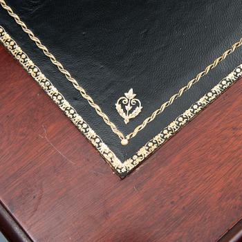 SKRIVBORD, England/Frankrike 1900-talets mitt.