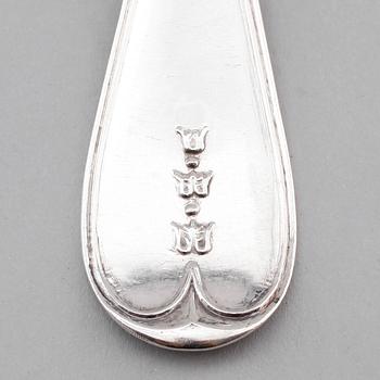 MATSKEDAR, 7 st, silver, olika silversmeder, 1800-tal. Vikt ca 454 gram.
