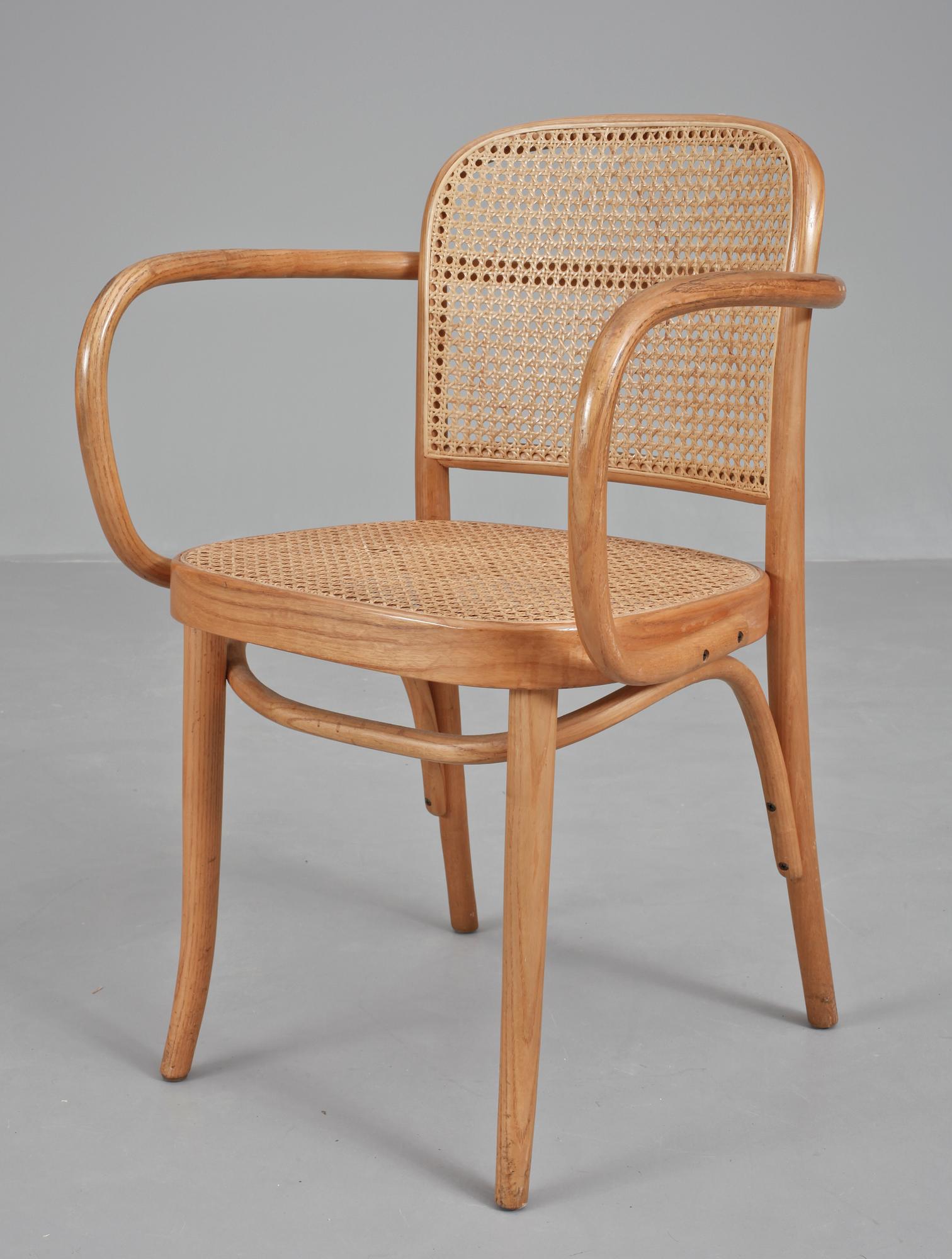 KARMSTOLAR, 5 st, Thonet & Thonet-stil. 1900-talets första hälft.