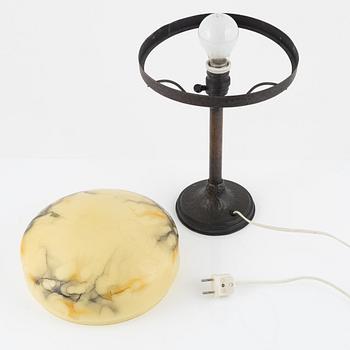 An Art Nouveau table light, early 20th century.